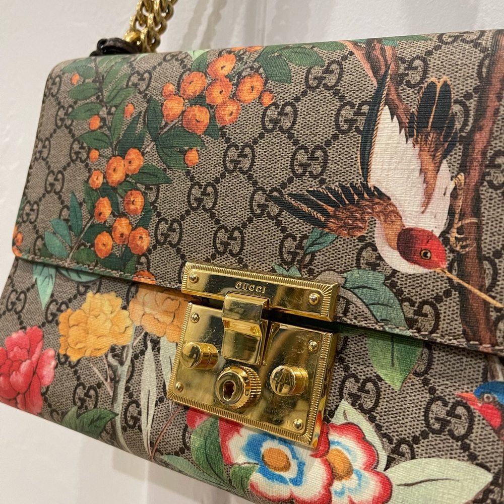 Gucci Floral and Bird Print Shoulder Bag - Multicolor